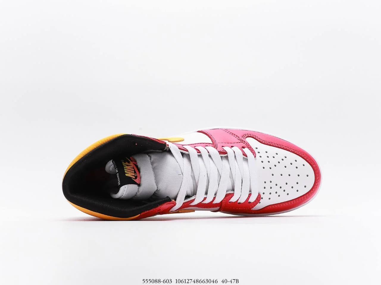 Air Jordan 1 Retro Hi OG Light Fusion Red - Image 4