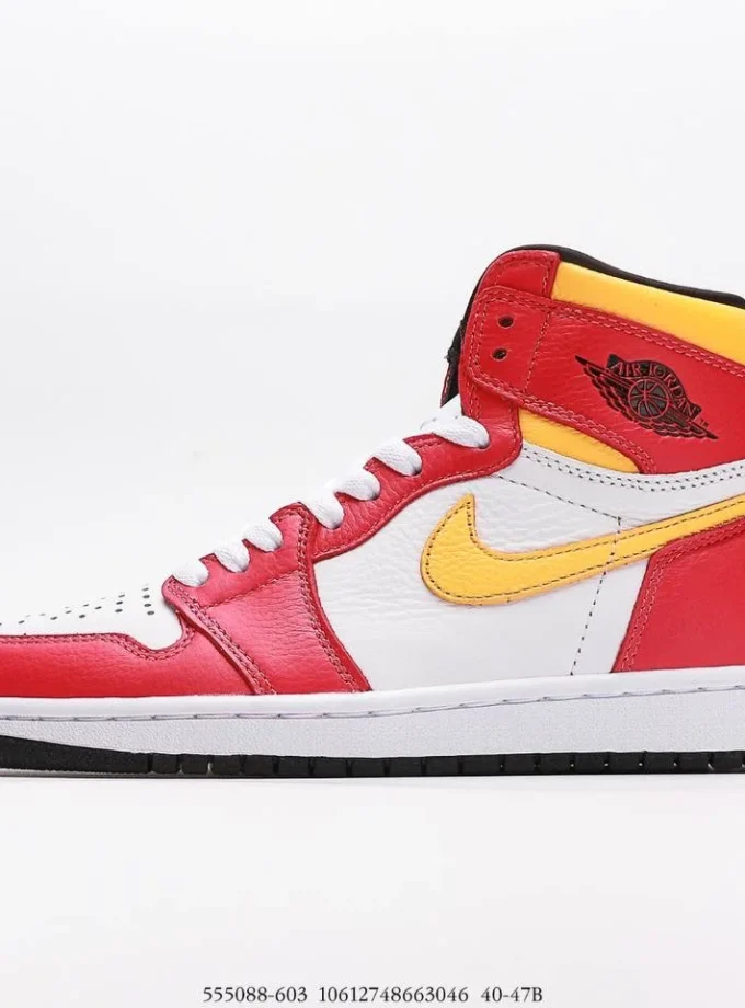 Air Jordan 1 Retro Hi OG Light Fusion Red