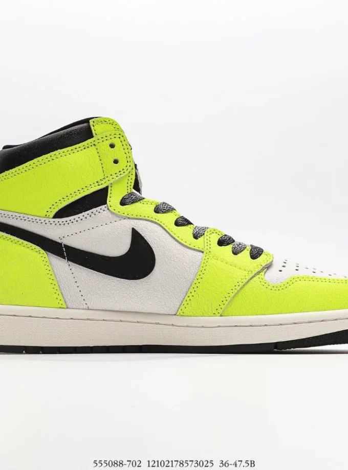 Air Jordan 1 Retro High OG Visionarie