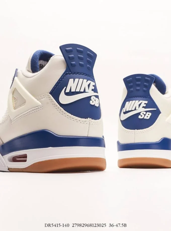 Air Jordan 4 Retro Military Blue