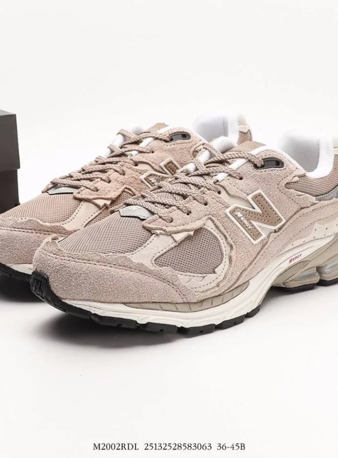 New Balance 2002R Protection Pack Driftwood