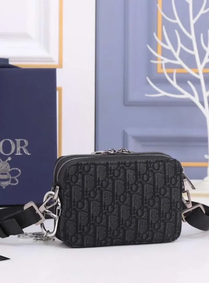 Dior Pouch With Strap Black 750